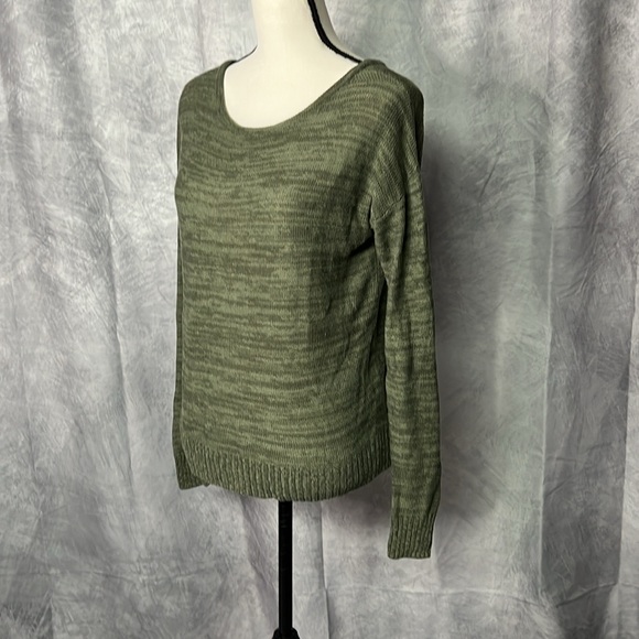 SO Olive Green Heather Knit Sweater - size Small - Picture 3 of 15